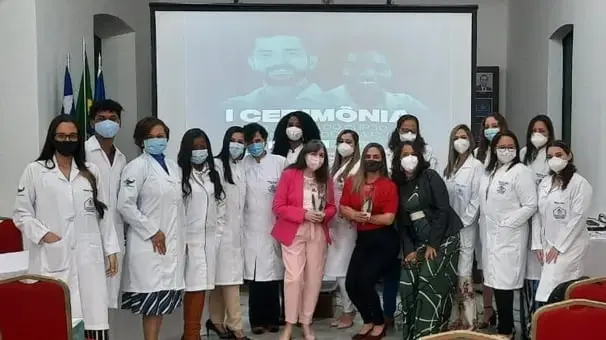 Faculdade Santa Casa realiza cerimônia do jaleco para alunos de Fisioterapia e Enfermagem