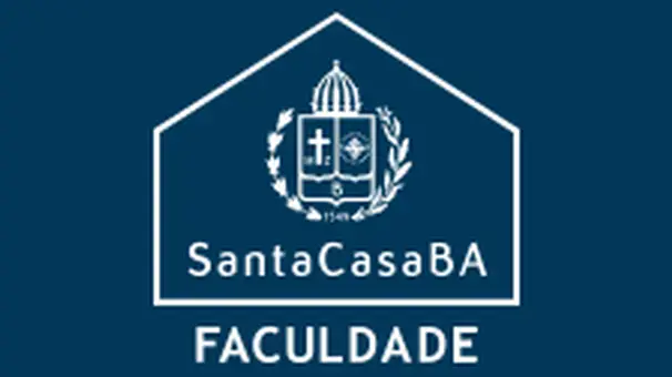 Enfermeira comemora primeiro emprego após pós-graduação na Faculdade Santa Casa